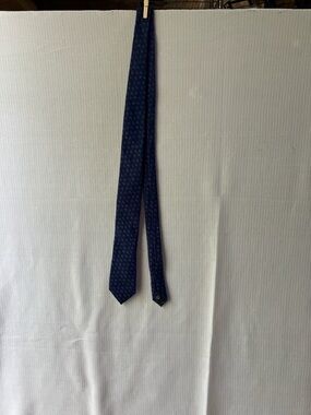 Calvin Klein Navy Blue Micro-Pattern Silk Tie